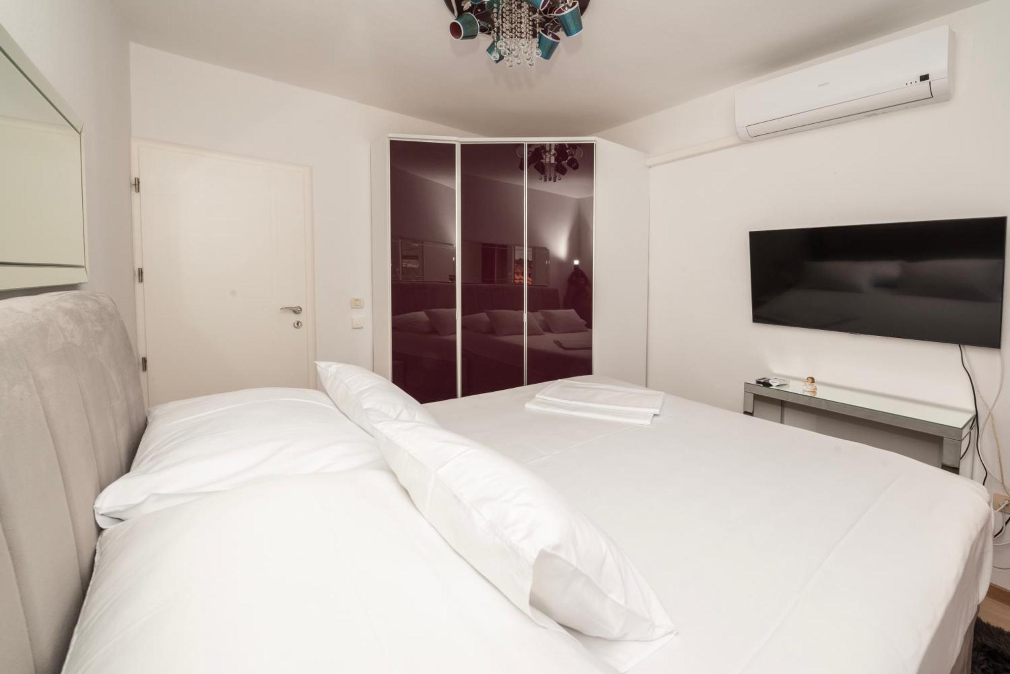 Lavanda Residence With Heated Pool Trogir Split Округ-Доньи Экстерьер фото