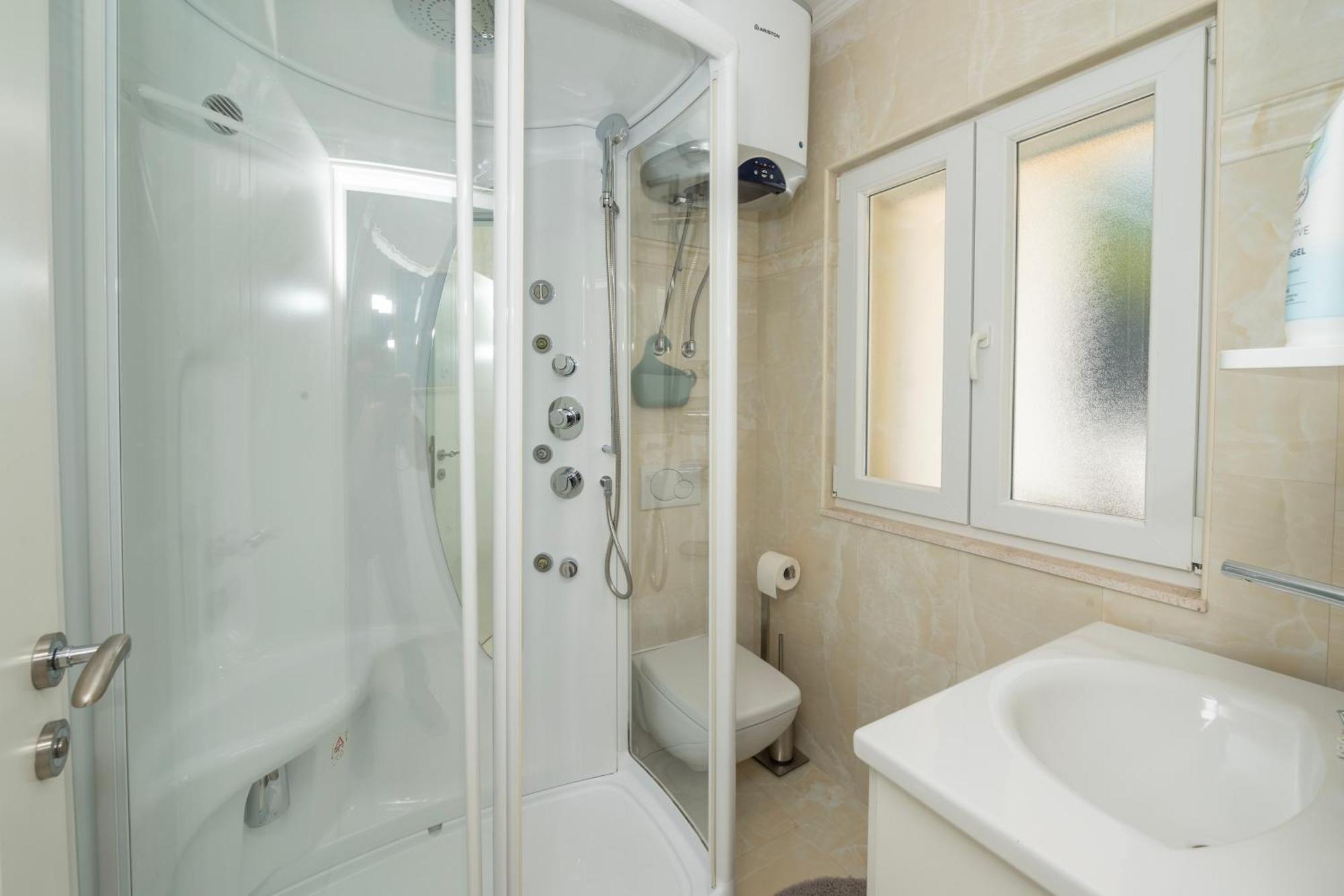 Lavanda Residence With Heated Pool Trogir Split Округ-Доньи Экстерьер фото