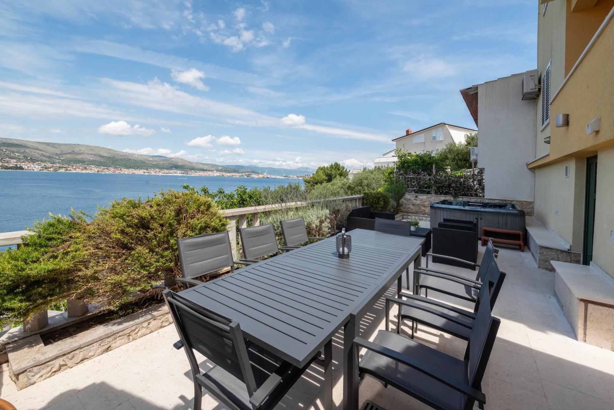 Lavanda Residence With Heated Pool Trogir Split Округ-Доньи Экстерьер фото